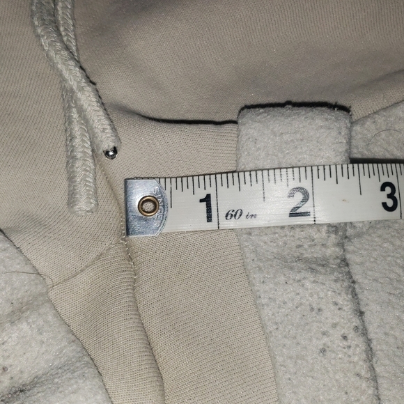 Mable| Sweatpant Rolled Leg Shorts - Picture 5 of 6